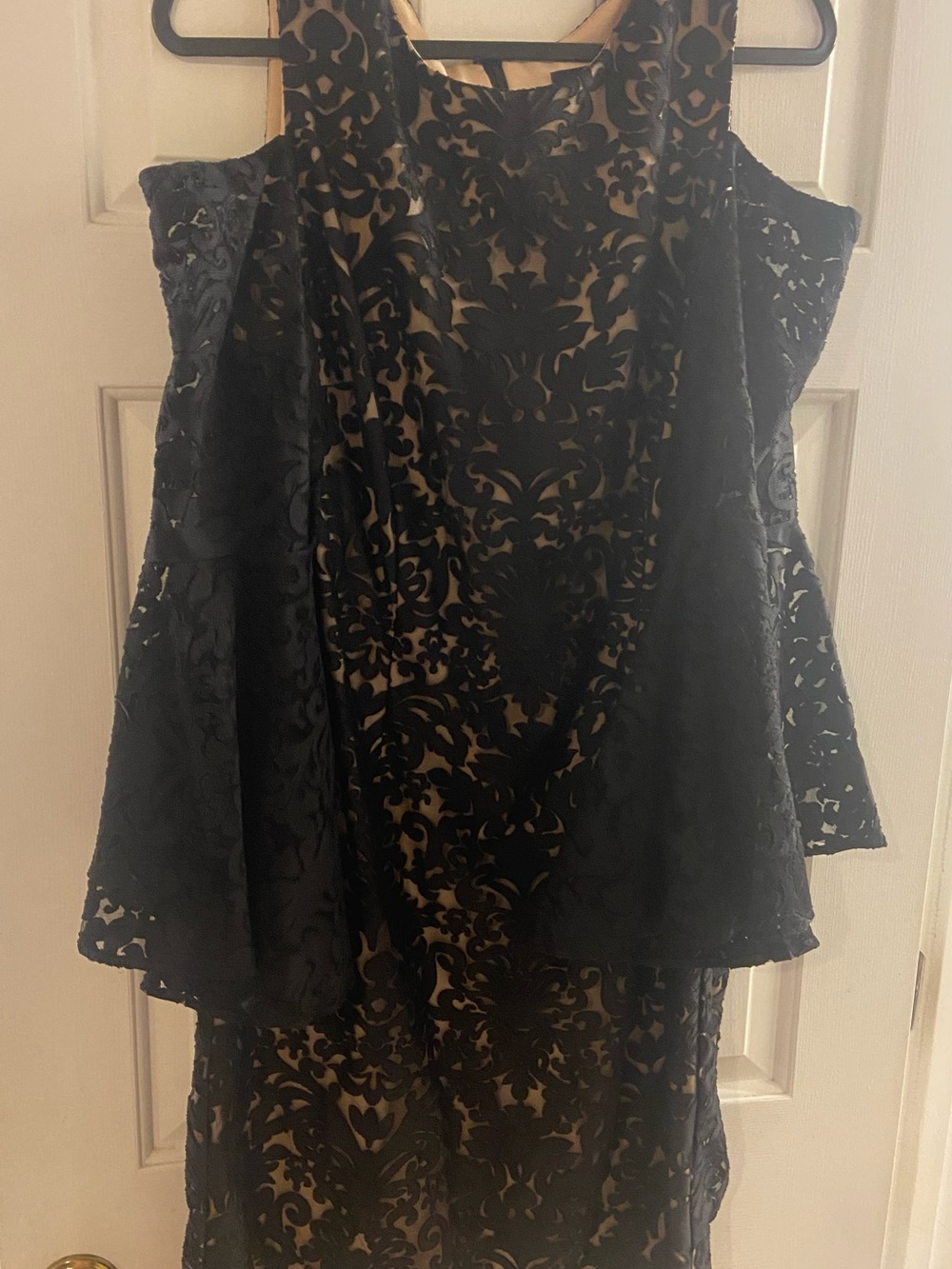 18W Dress Belle Sleeves Lace Overlay Cold-Shoulder Sheath Dress - Picture 2 of 8